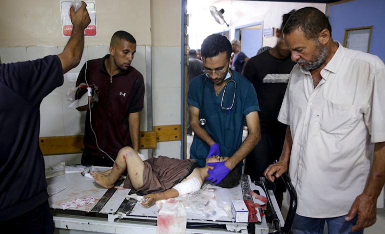 ‘Isra’ila’ ta hana likitocin bayar da agaji shiga Gaza